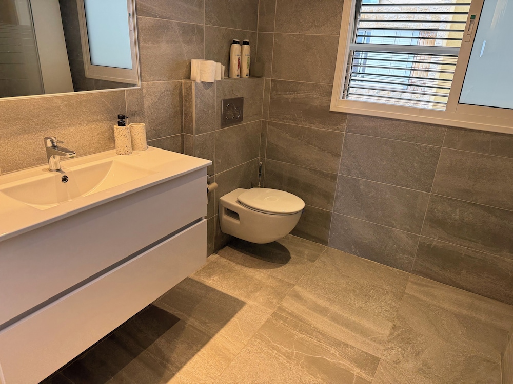 Superior Apartment, 3 Bedrooms, Non Smoking, Sea View photo 2