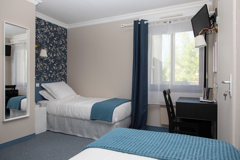 Twin Room, Private Bathroom