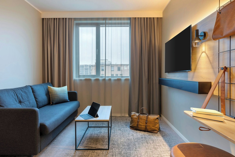 Family Room, 1 Queen Bed with Sofa bed