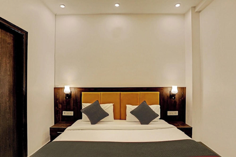 Basic Room, Balcony, City View