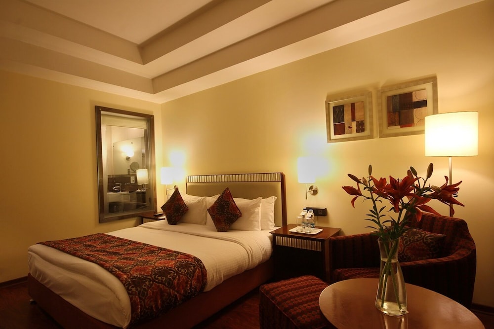 Deluxe Room, 2 Twin Beds (Deluxe  Twin Room) - Photo 1