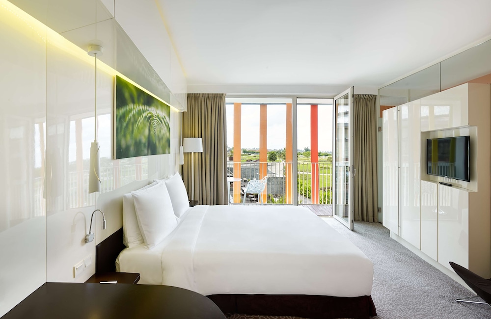 Executive Room, Balcony (Lounge Access) photo 2