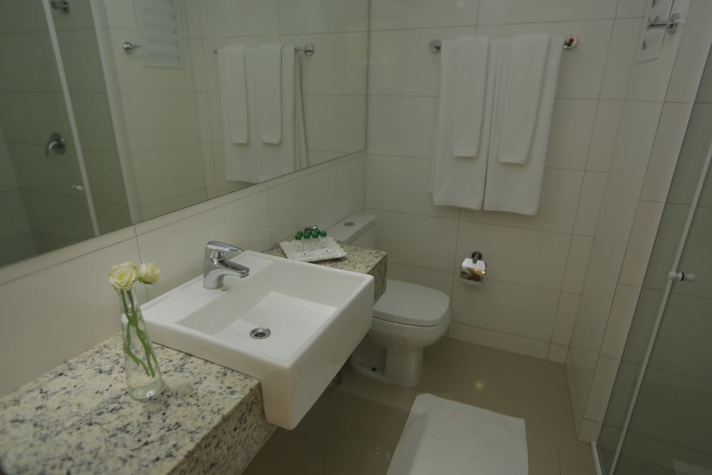 Deluxe Room, Pool View - Photo 8