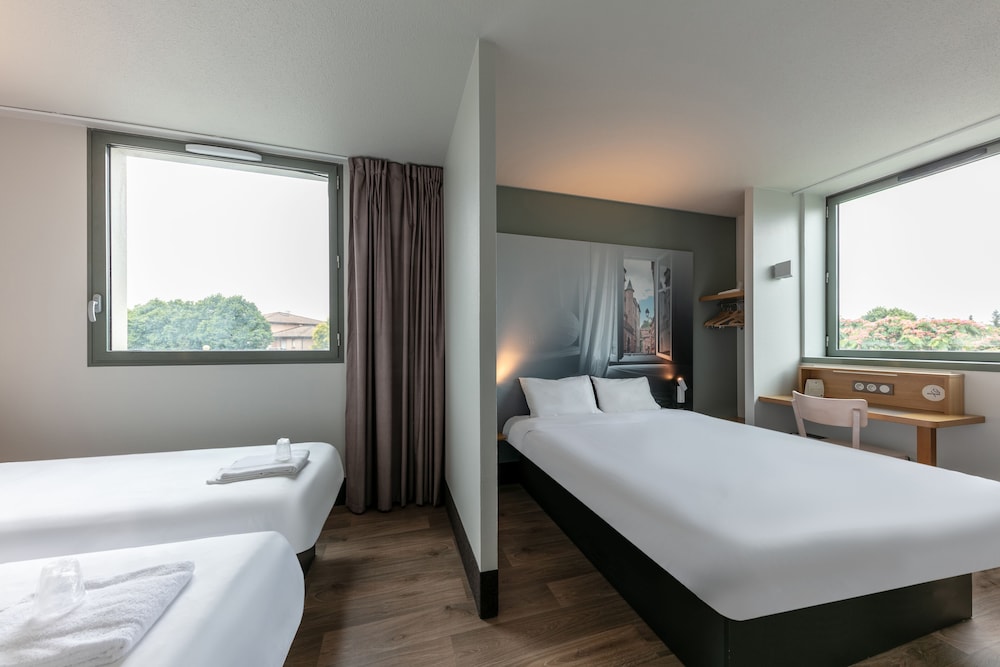Quadruple Room, Non Smoking photo 3