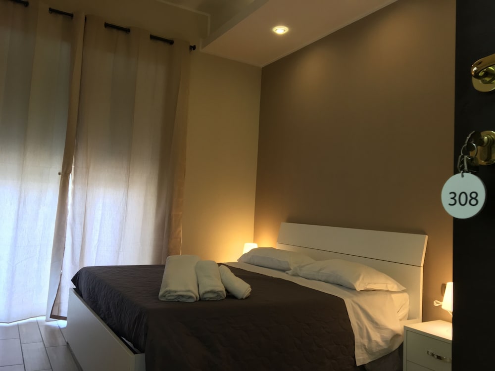 Triple Room, 1 Bedroom, Non Smoking, City View