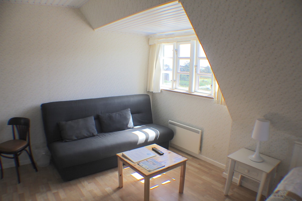 Studio, Balcony photo 1
