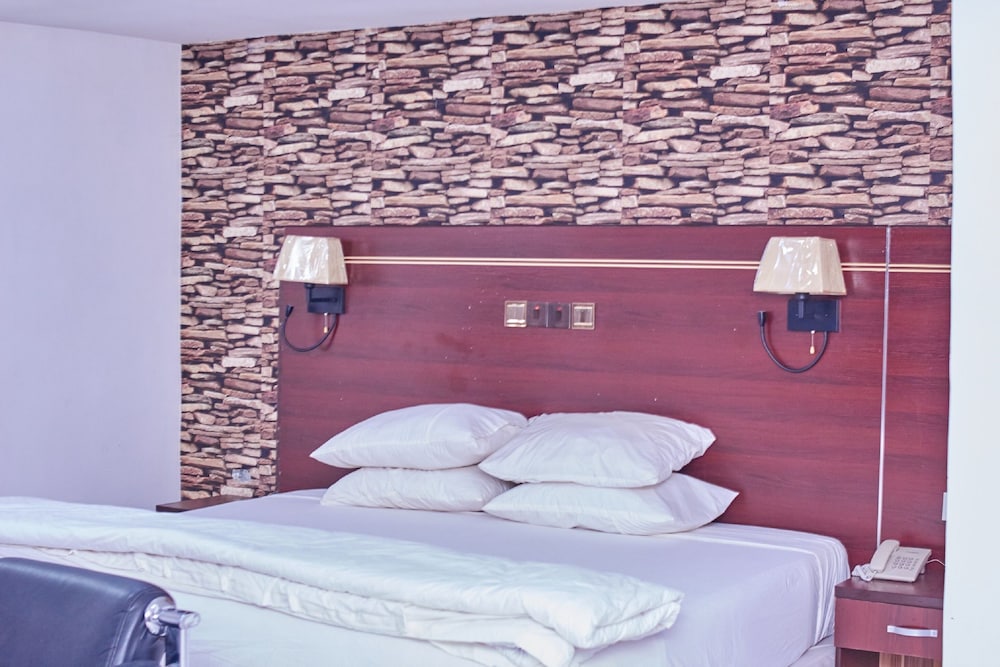 Luxury Suite photo 1