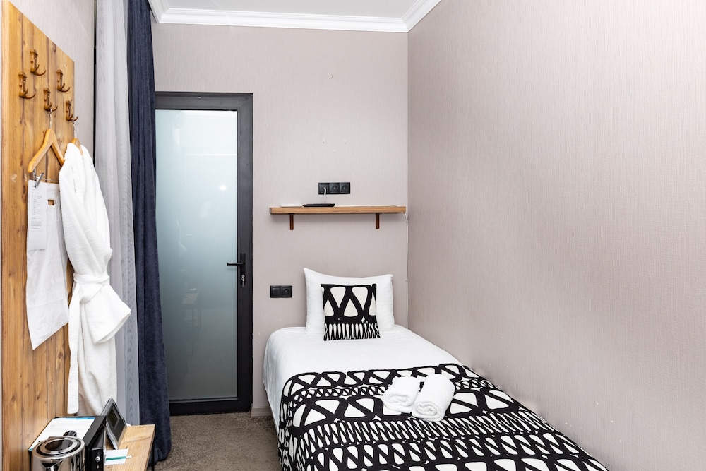 Standard Single Room photo 3
