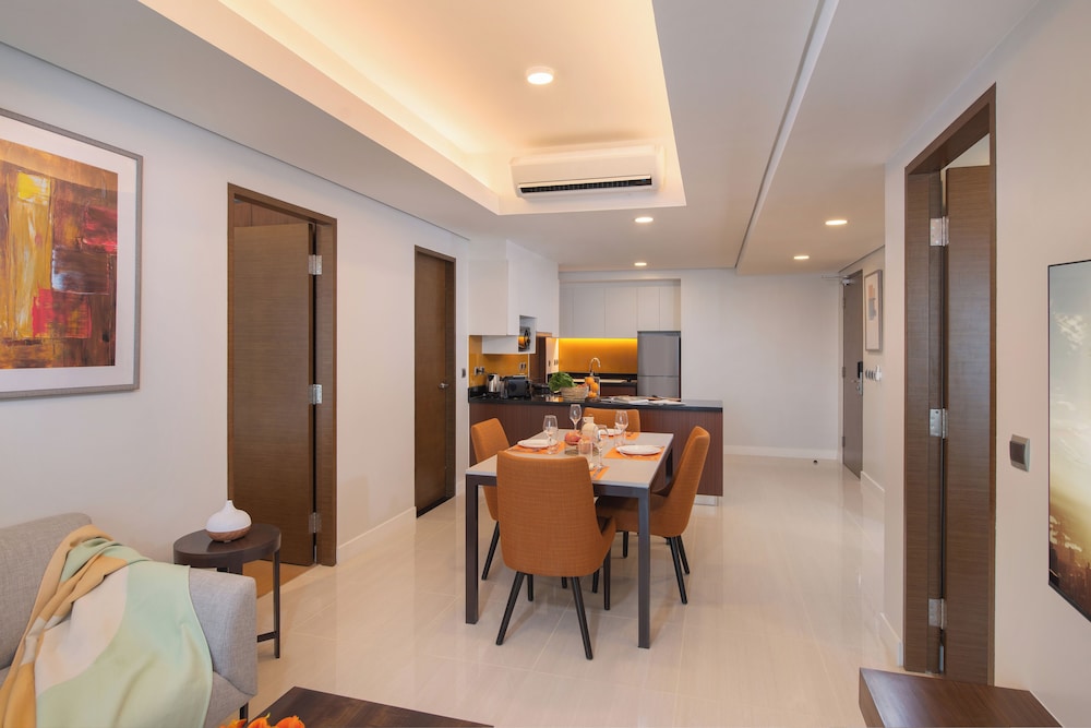 Premier Suite, 2 Bedrooms - Photo 4