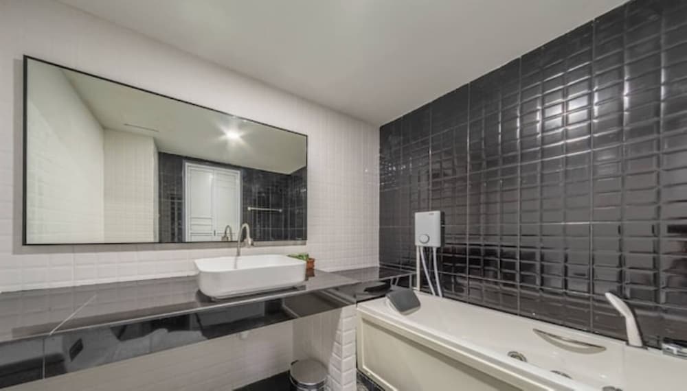 Superior Twin Room - Photo 9