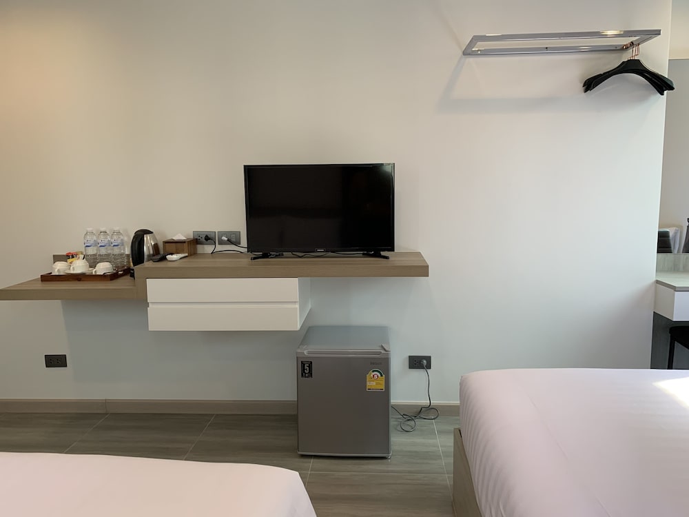 Family Triple Room thumbnail 5