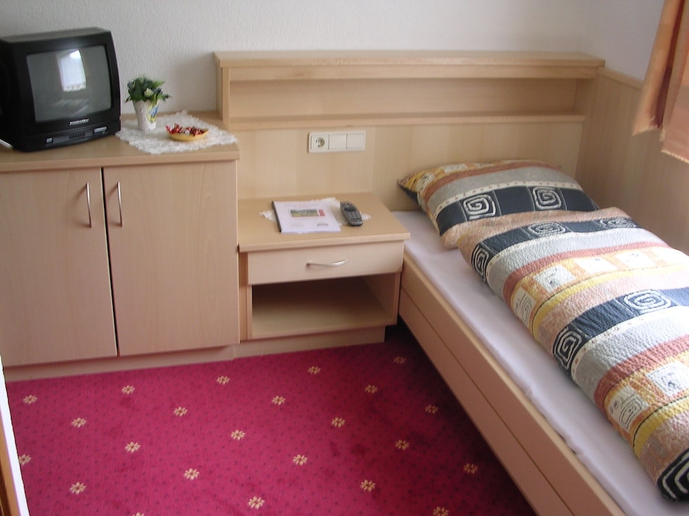 Single Room photo 1