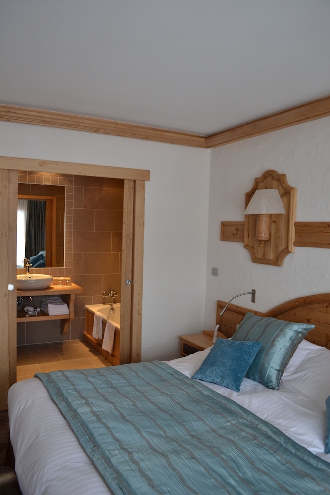 Suite - Photo 2