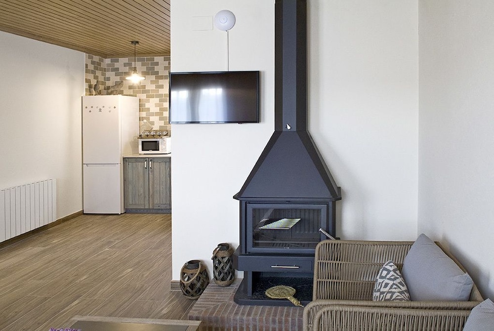 Apartment, 2 Bedrooms, Terrace, Mountain View photo 2