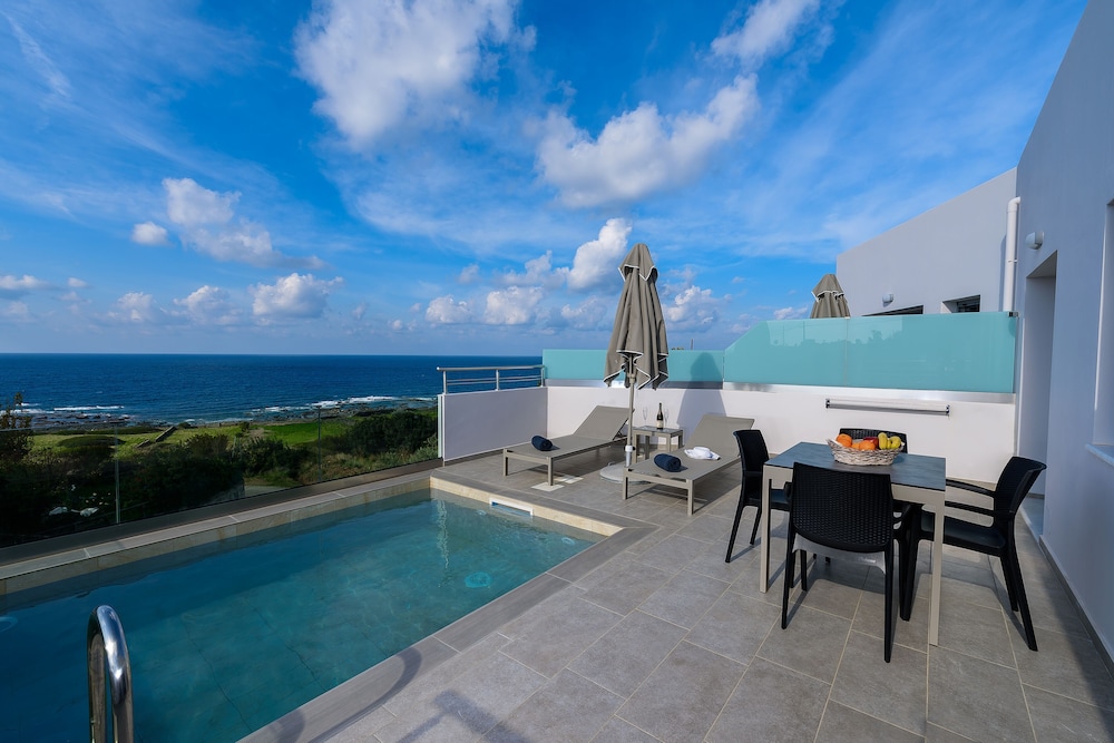 Exclusive Apartment, Private Pool - Photo 13