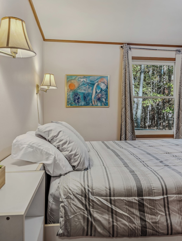 House, 2 Queen Beds, Mountain View (Mountain View Hideaway- A Fun Time Aw) photo 2