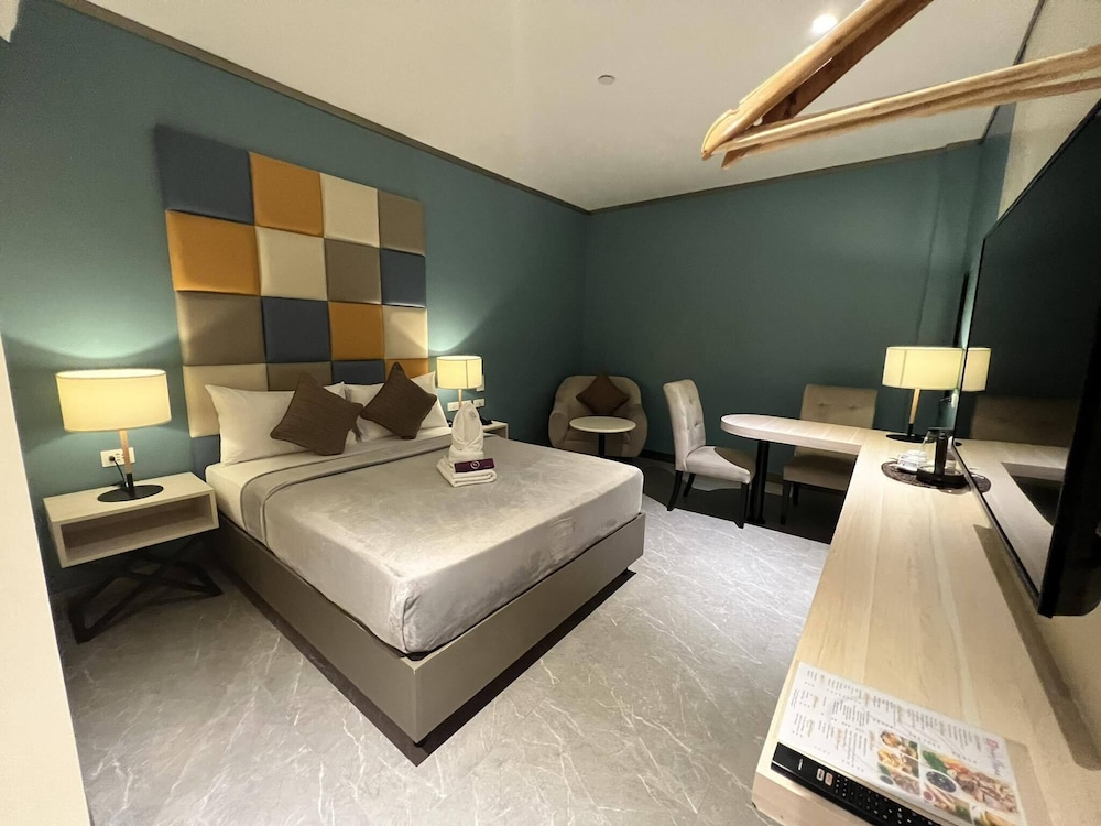 Premier Room - Photo 1