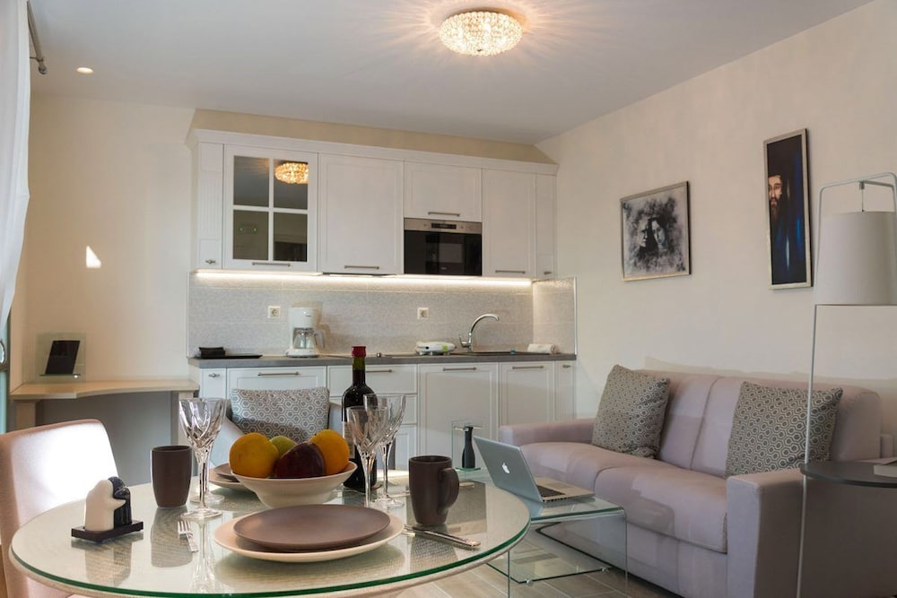 Executive Suite photo 3