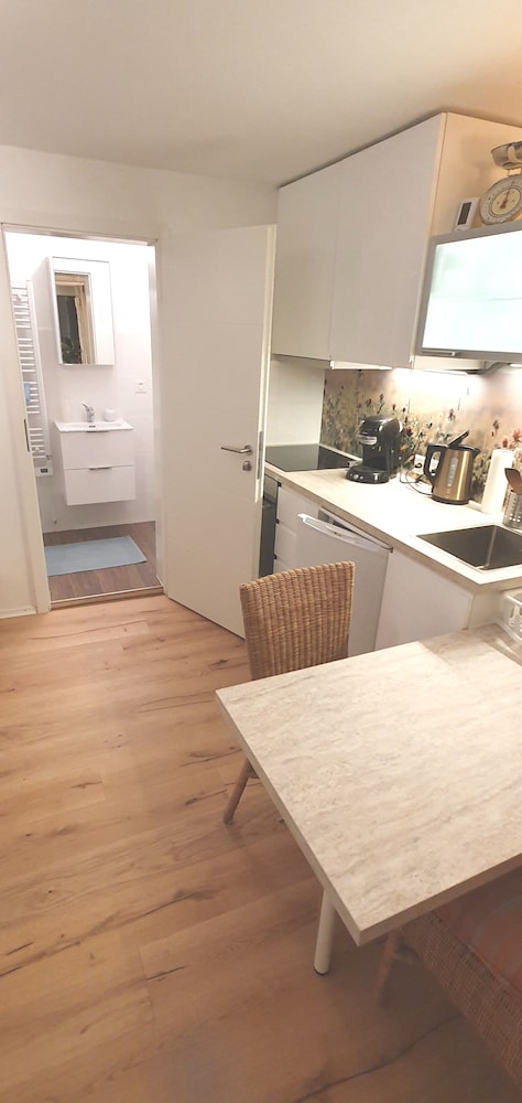 Deluxe Studio, 1 Double Bed, Non Smoking, Kitchenette photo 2