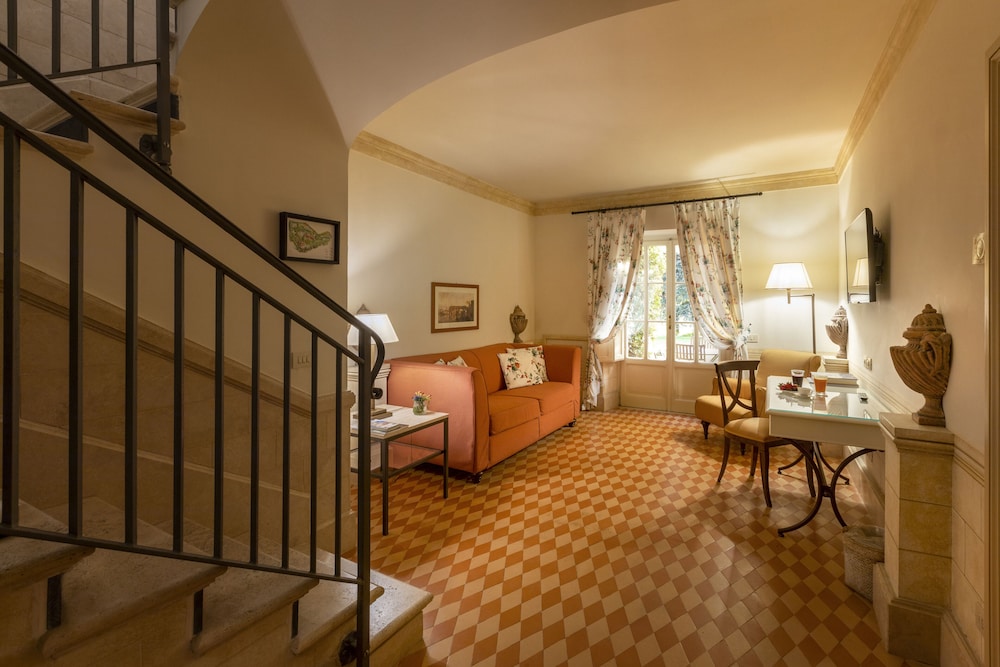 Romantic Duplex photo 1