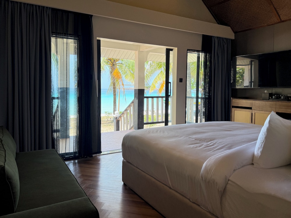 Premium Villa, Beach View