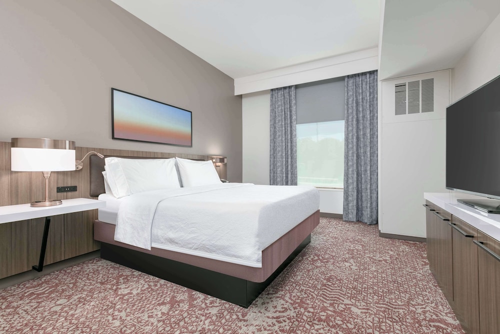 1 King Bed Junior Suite - Photo 5