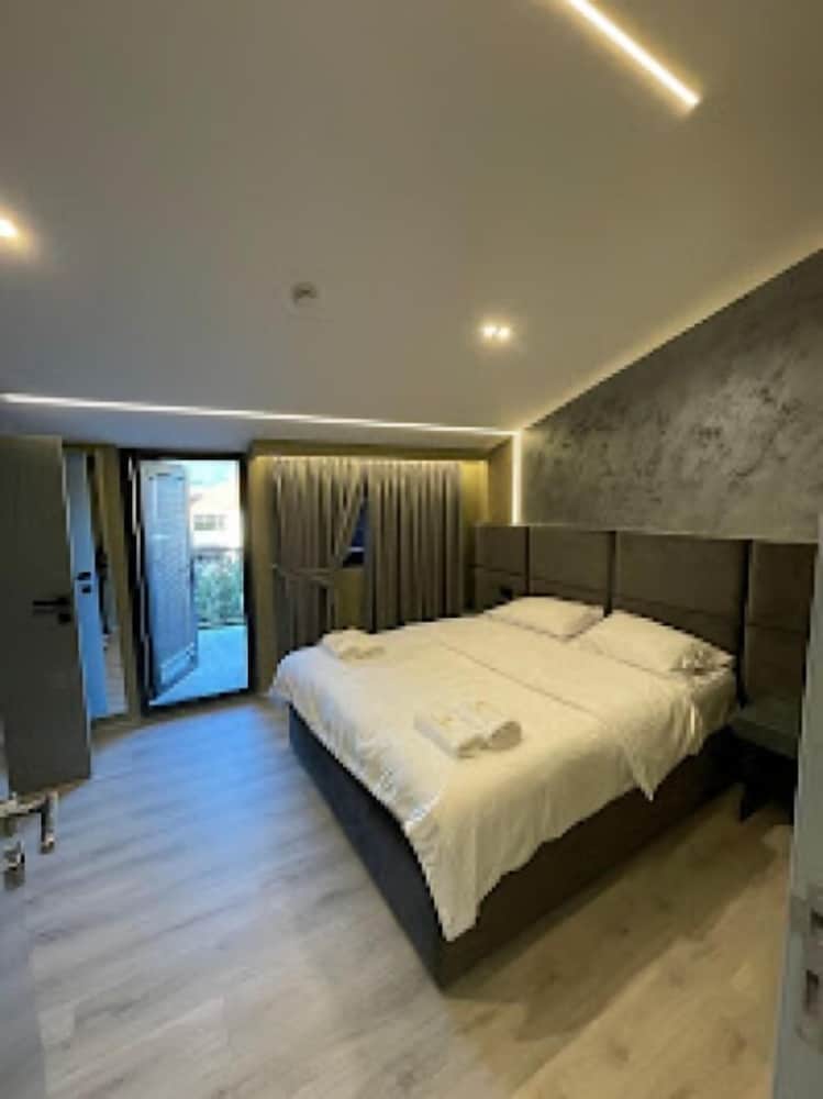 Comfort Double Room, Balcony, Mountain View