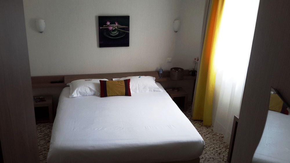 Comfort Double Room Single Use photo 3