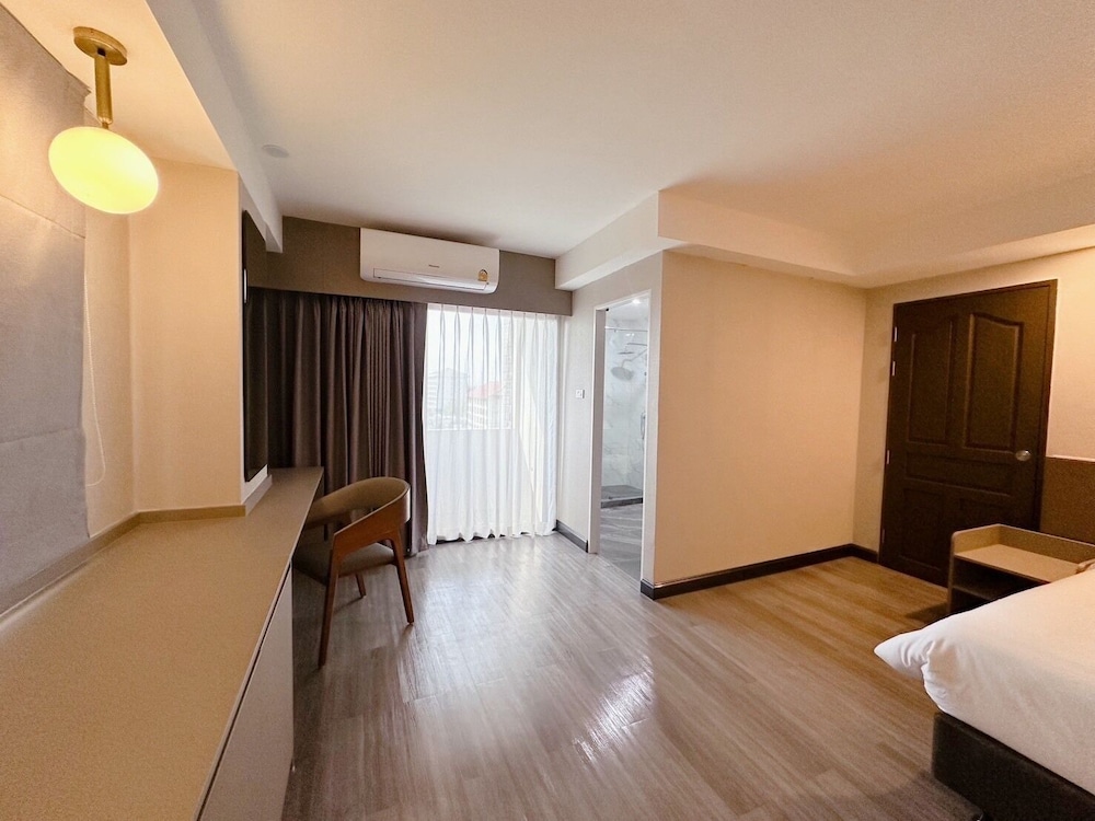 Superior Double or Twin Room photo 3
