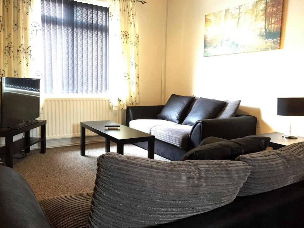 Royle House photo 1