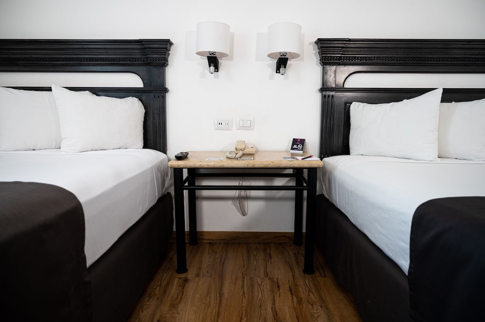 Standard Double Room photo 2