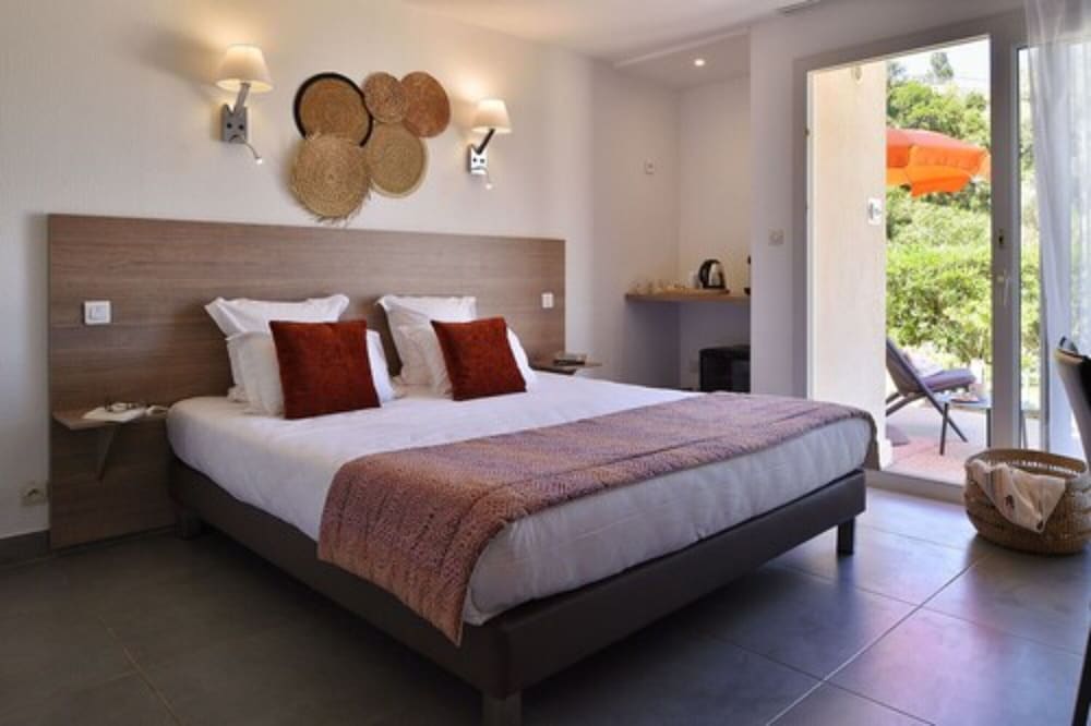 Comfort Room, Sea View
