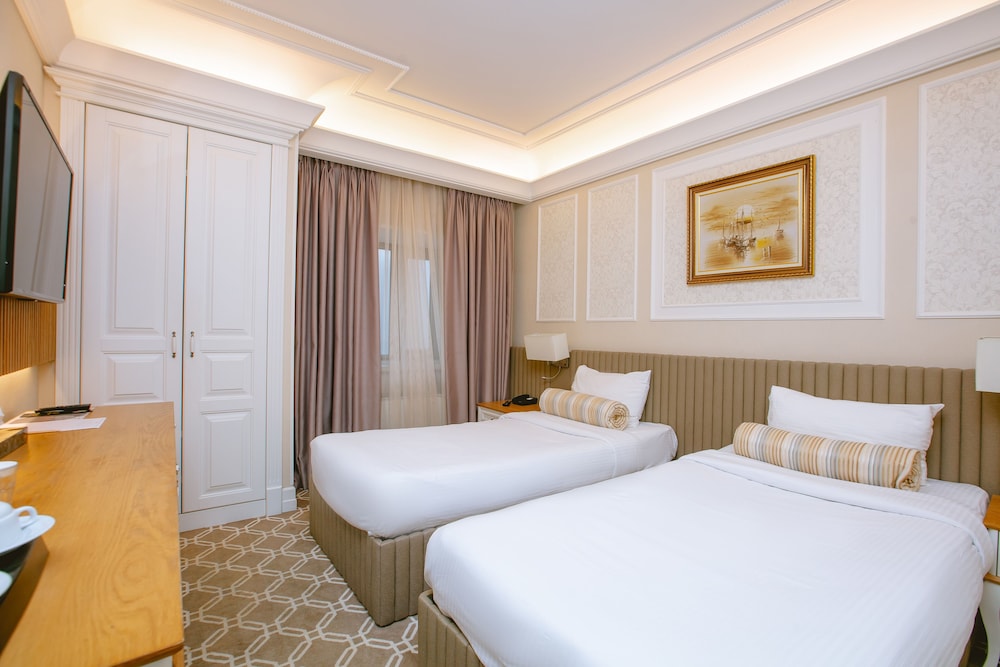 Superior Twin Room - Photo 1
