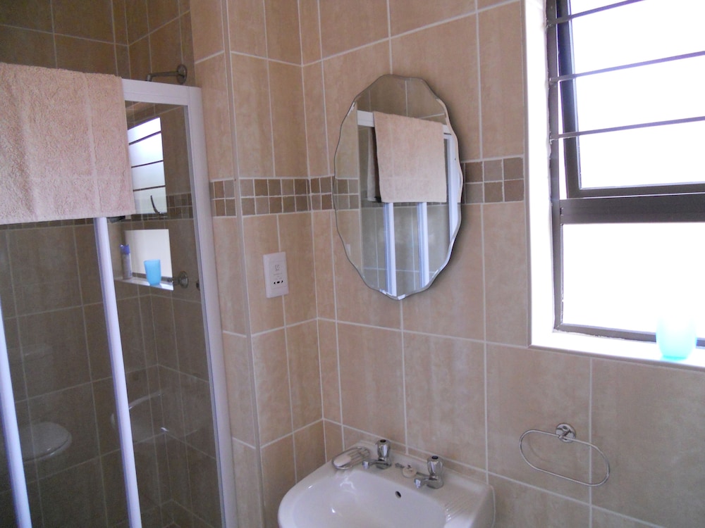 Double Or Twin Room photo 2