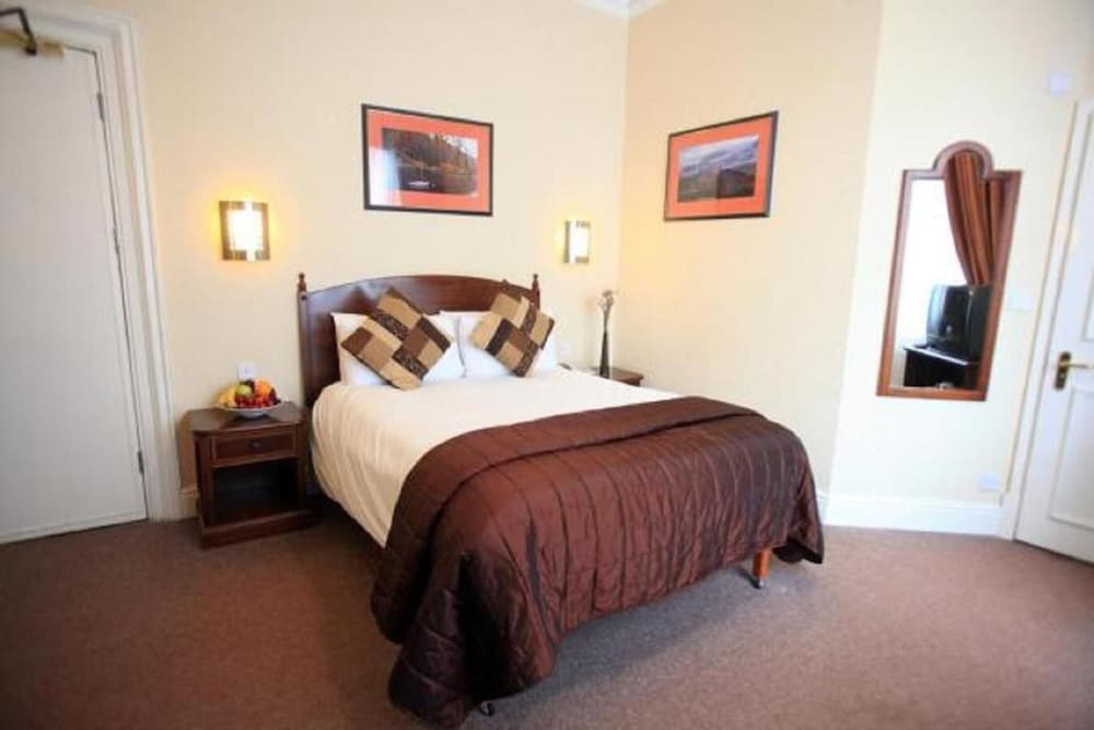 Double Room - Photo 8