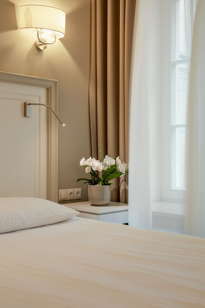 Executive Double or Twin Room - Photo 4