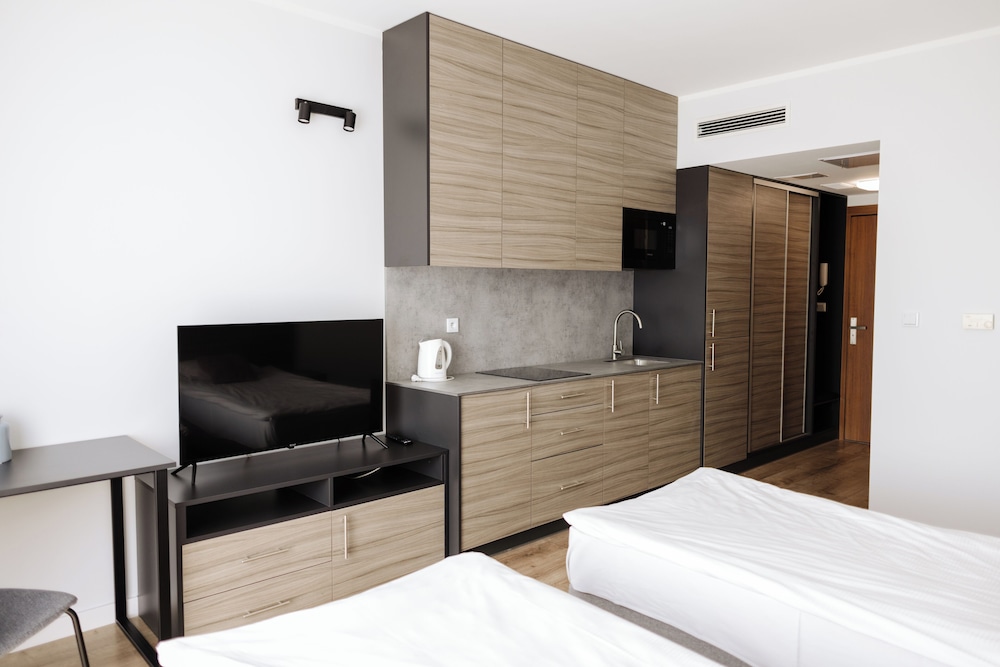 Standard Twin Room - Photo 4