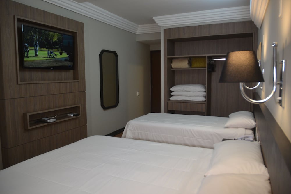 Deluxe Triple Room photo 3