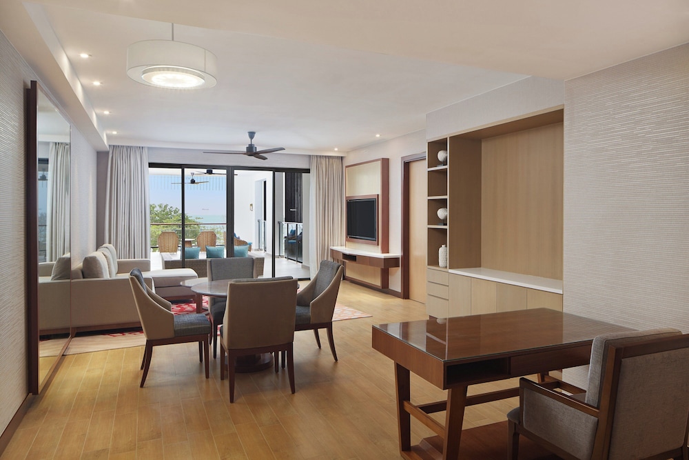 Suite, 1 Bedroom (Balcony) photo 3