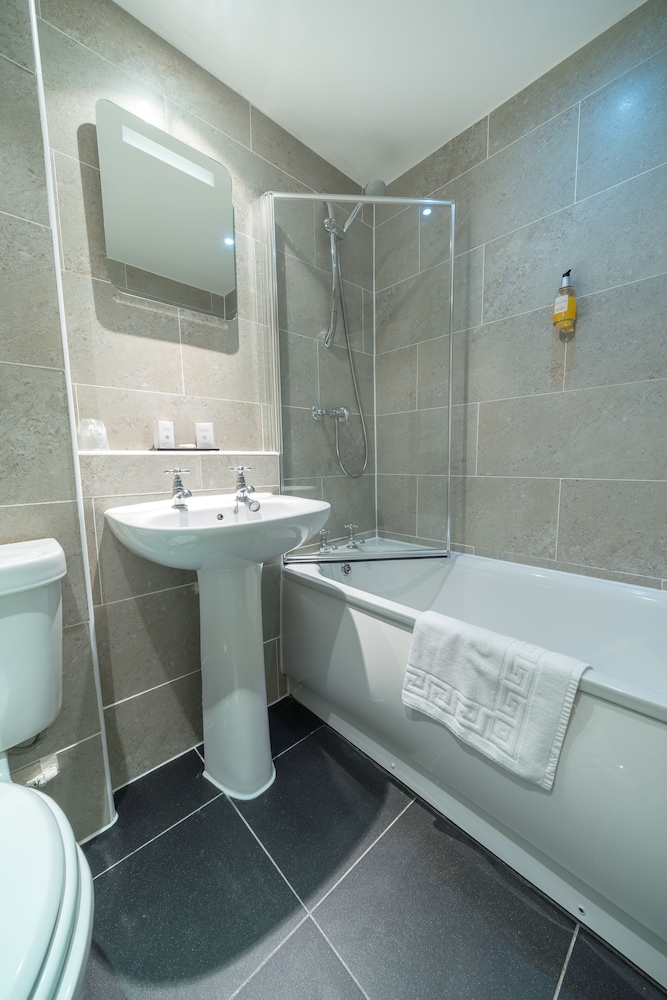 Standard Double Room, 1 King Bed - Photo 6