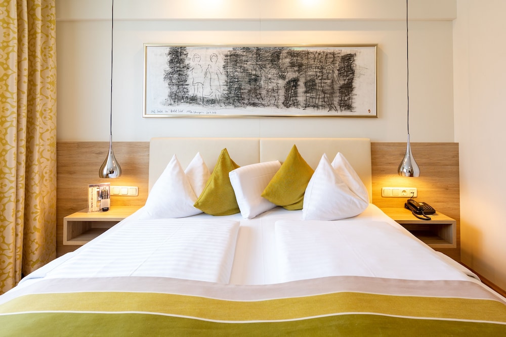 Standard Double Room - Photo 7