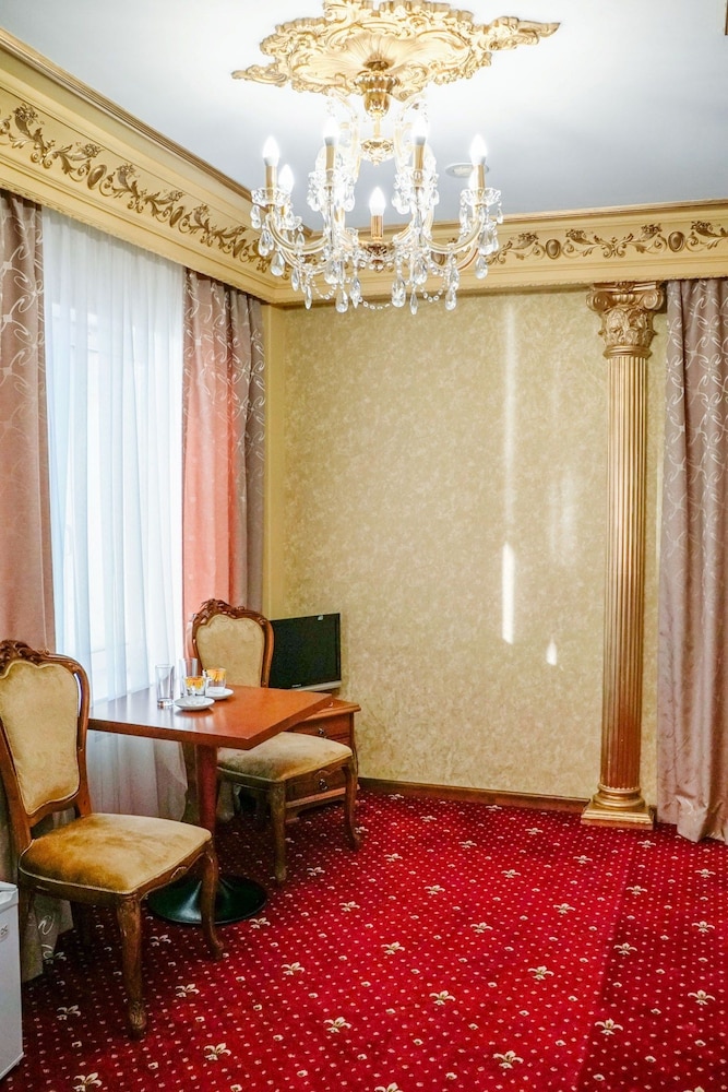 Superior Twin Room, Balcony, Lake View photo 2