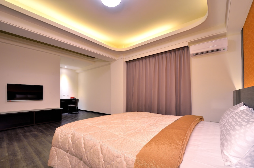 Design Double Room, Bathtub photo 2