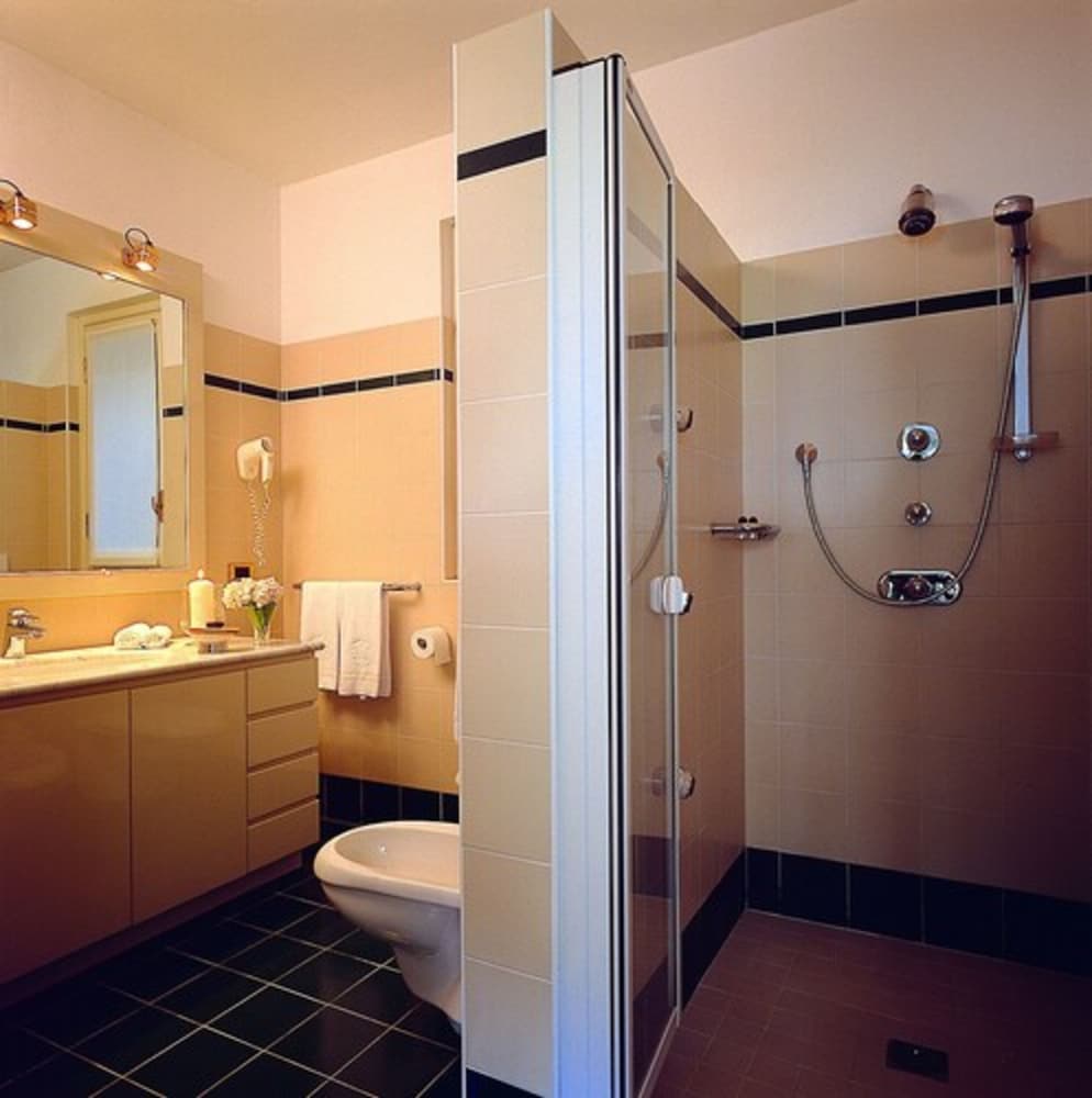 Comfort Double Room, Lake View photo 2