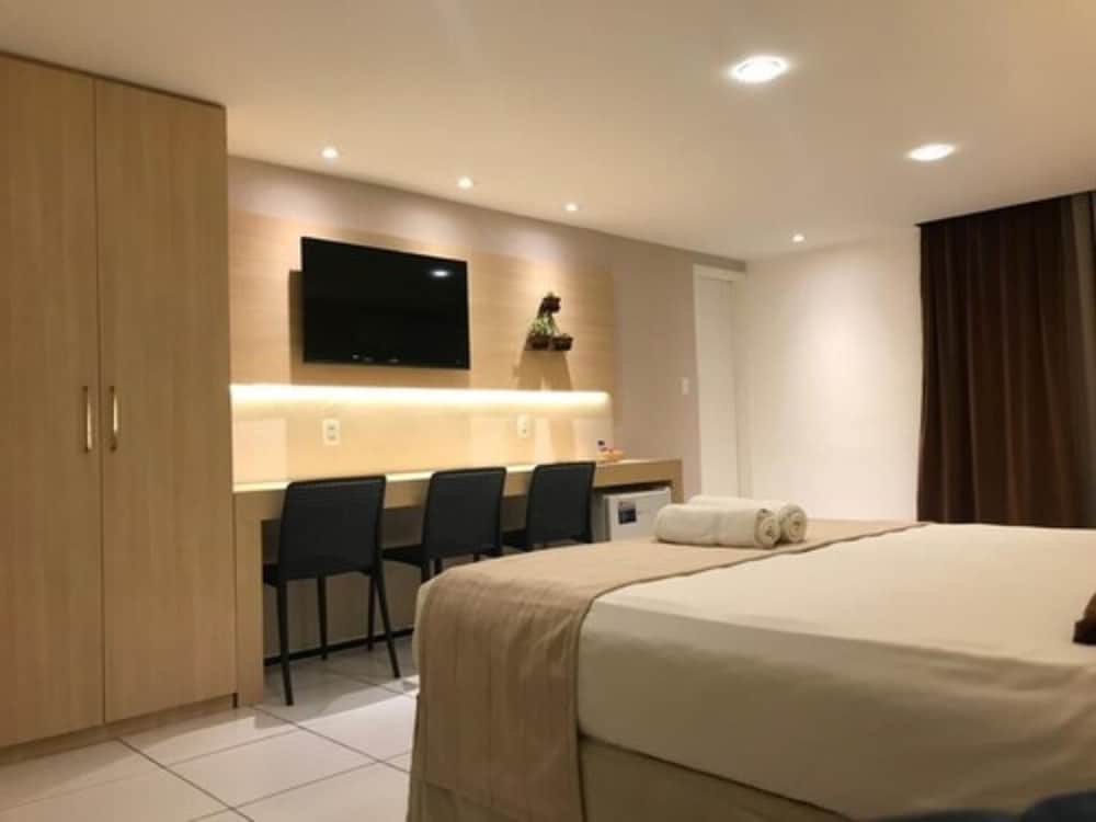 Deluxe Room - Photo 2