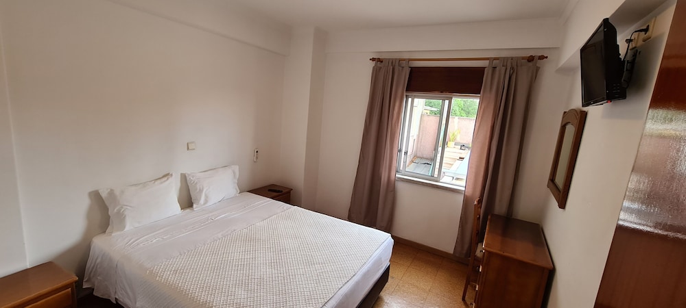 Basic Double Room photo 3