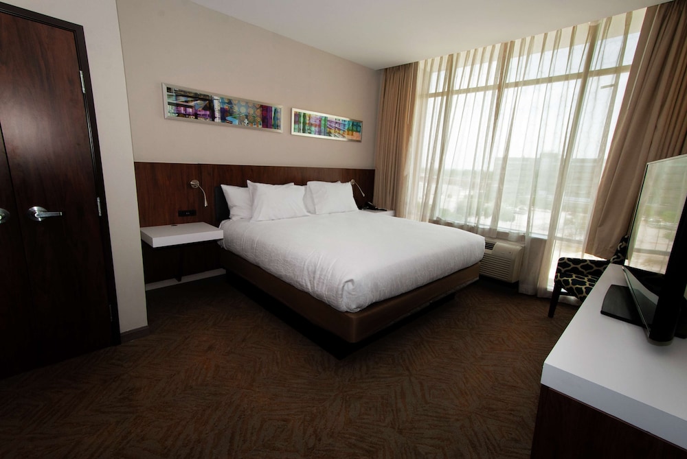 Suite, 1 Bedroom, Accessible (Hearing) photo 2