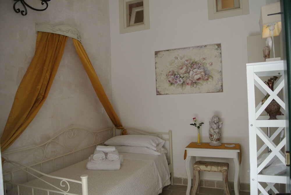 Superior Triple Room, 2 Bedrooms photo 3