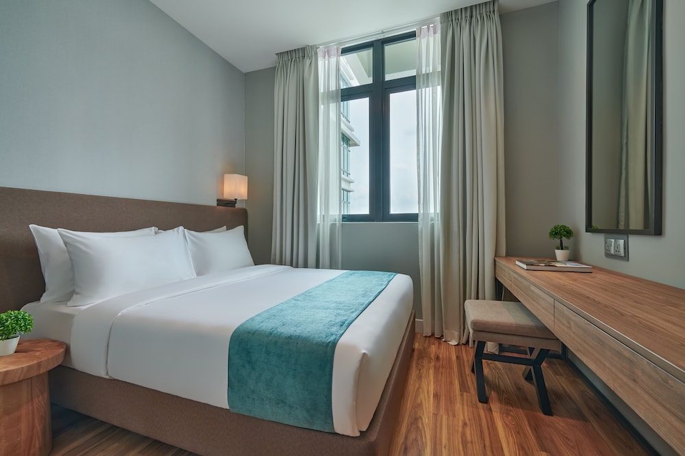 Superior Apartment, Multiple Beds thumbnail 5