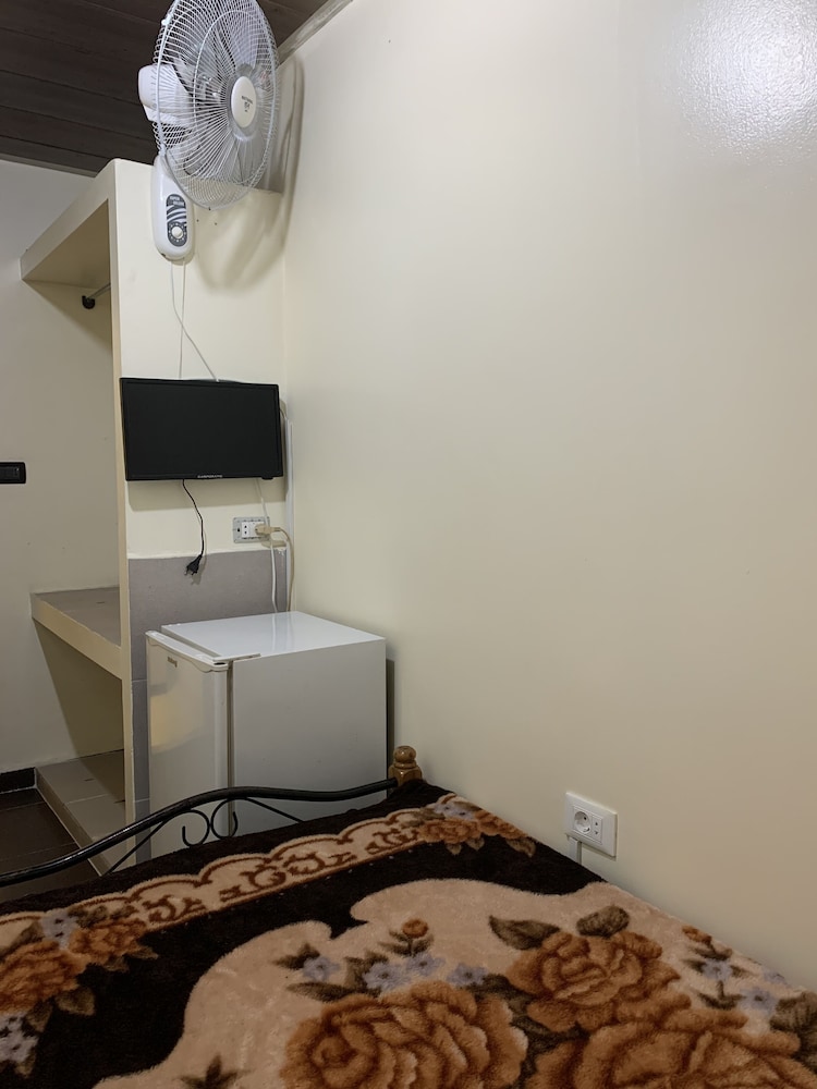 Basic Shared Dormitory, 1 Twin Bed photo 3